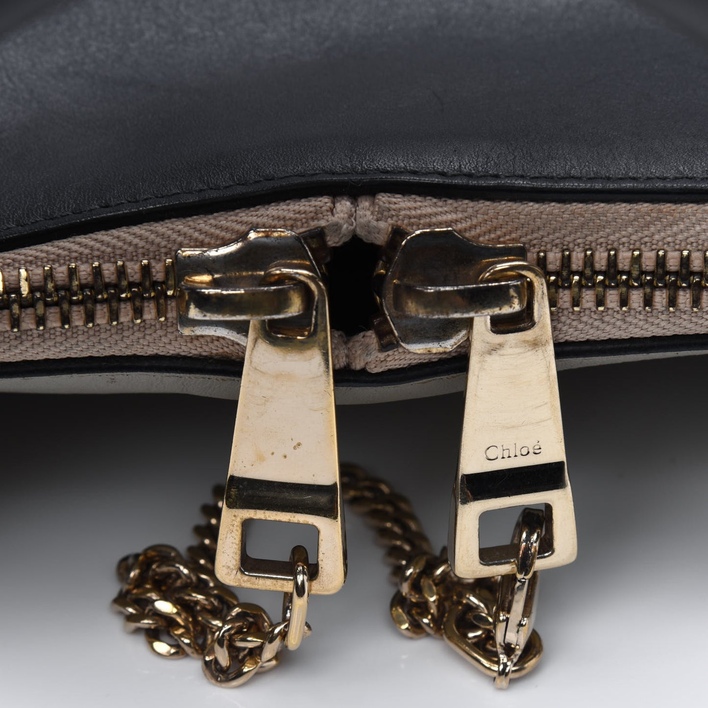 Smooth Calfskin Medium Baylee Tote Marshmallow