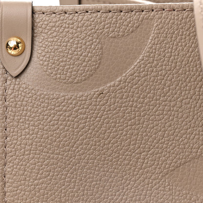 Louis Vuitton Empreinte Monogram Giant Onthego MM Tourterelle 12 of 12