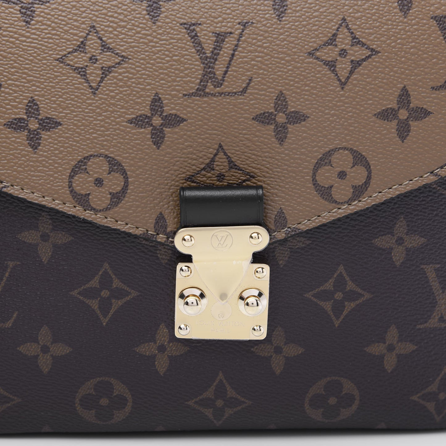 Reverse Monogram Pochette Metis