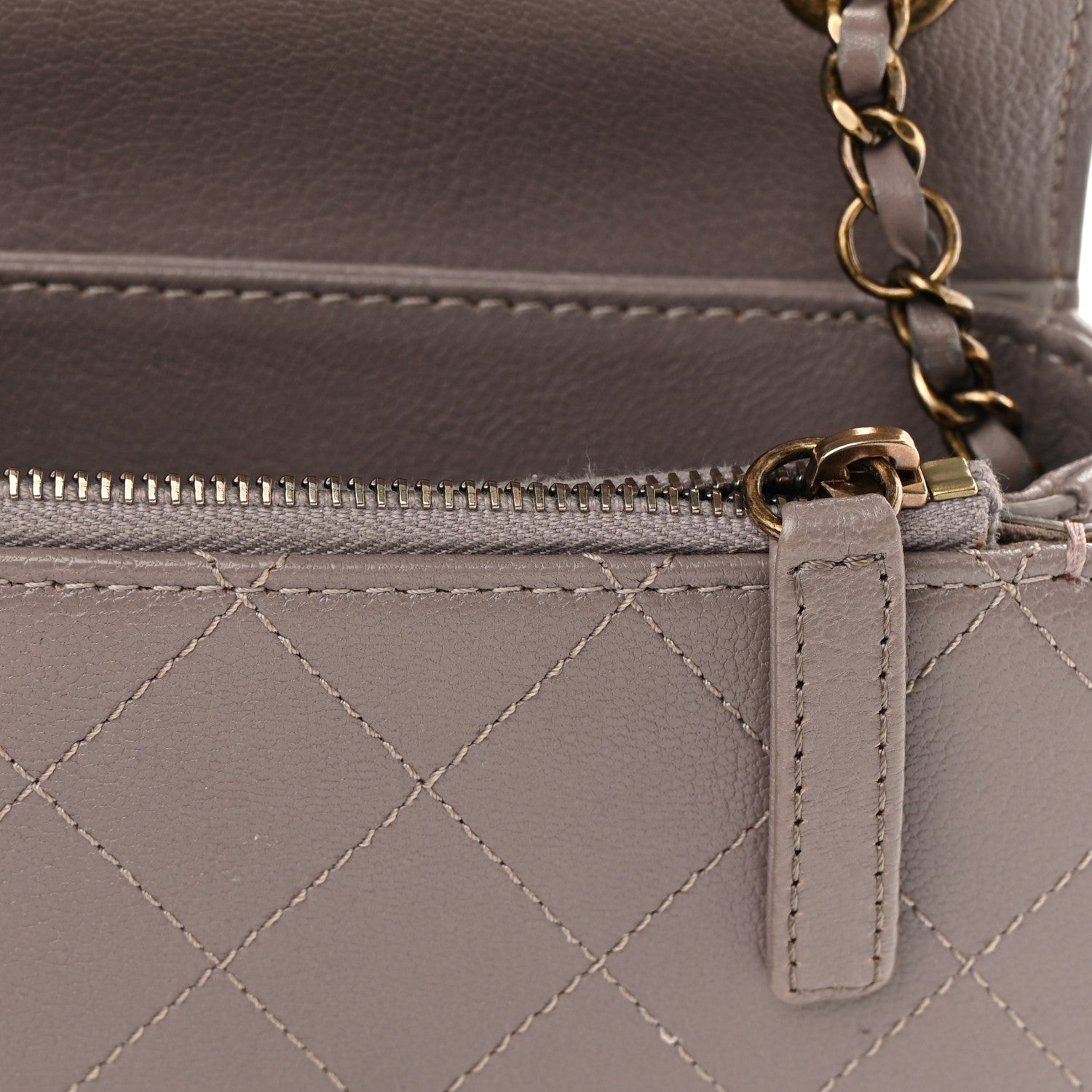 Chanel Shiny Calfskin Goatskin Quilted Small Coco Curve Messenger Flap Grey 15 of 15
