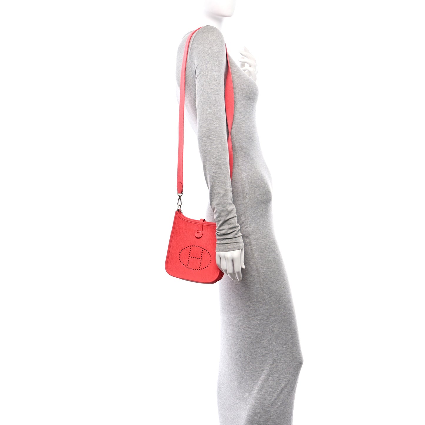 Taurillon Clemence Evelyne TPM Rouge Pivoine