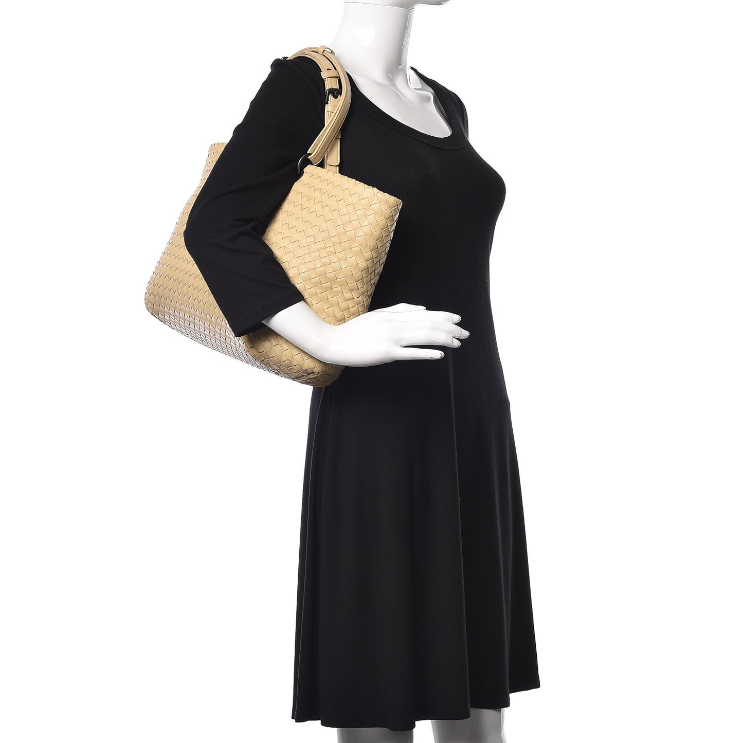 Nappa Intrecciato Large Capri Tote Banane