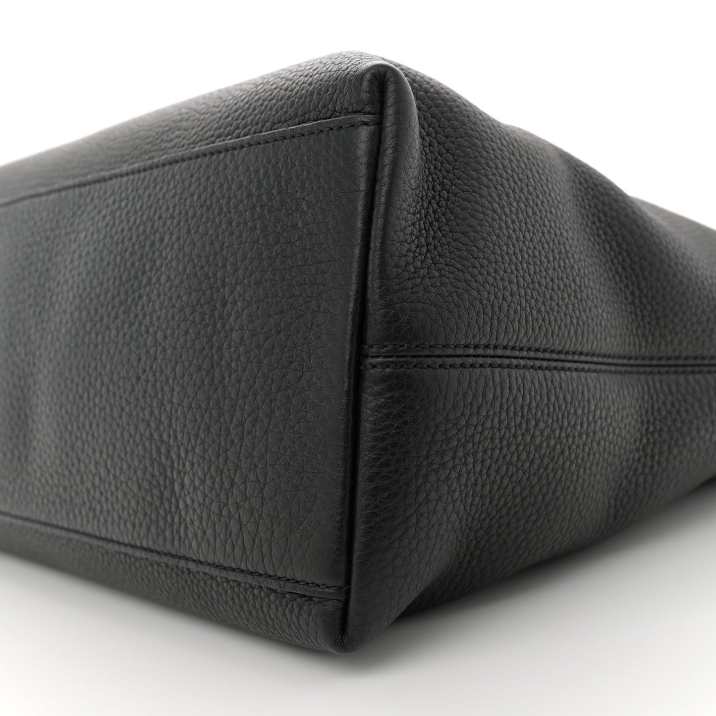 Pebbled Calfskin Studded Medium Soho Chain Shoulder Bag Black