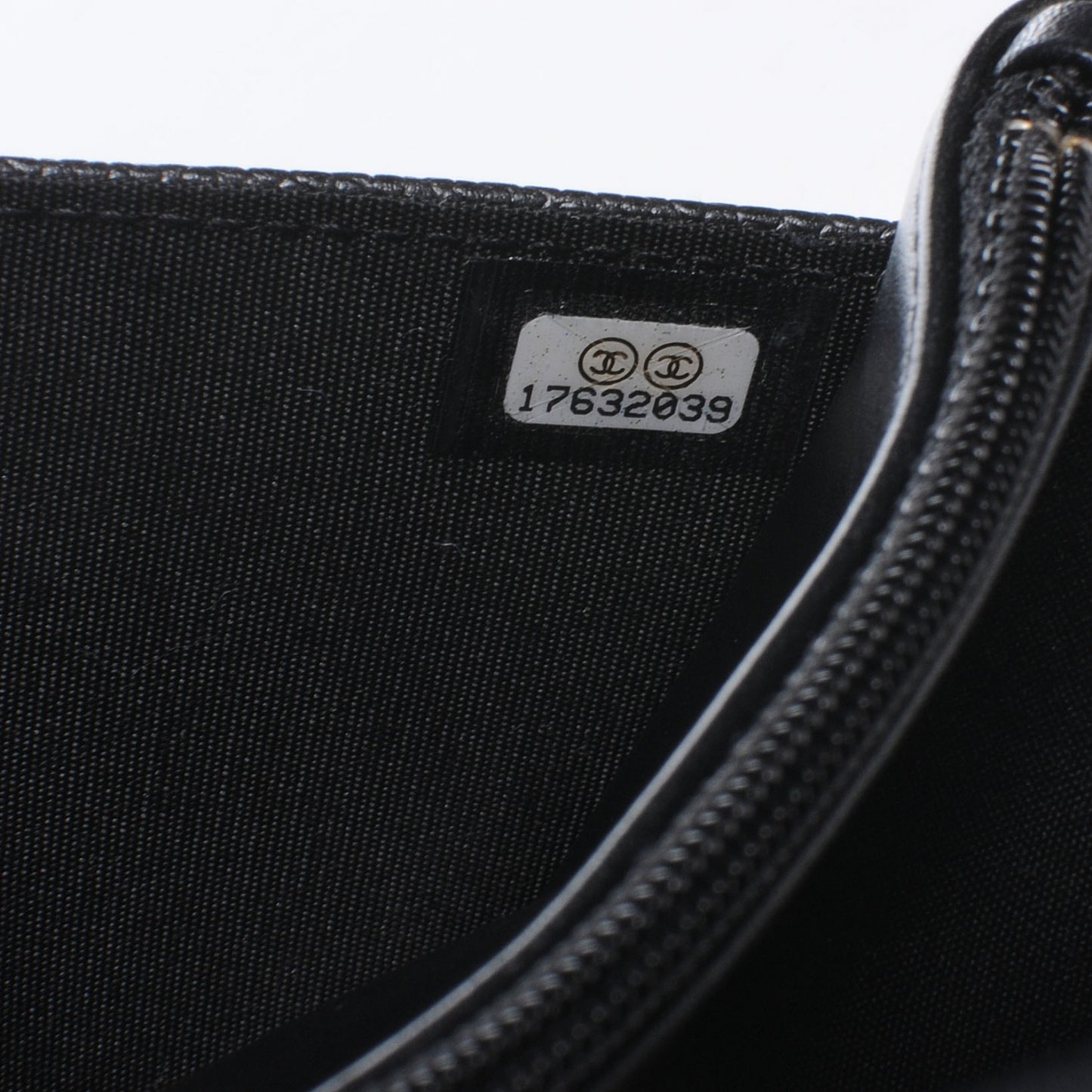 Caviar Wallet on Chain WOC Black