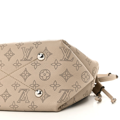 Louis Vuitton Mahina Bella Galet 9 of 9