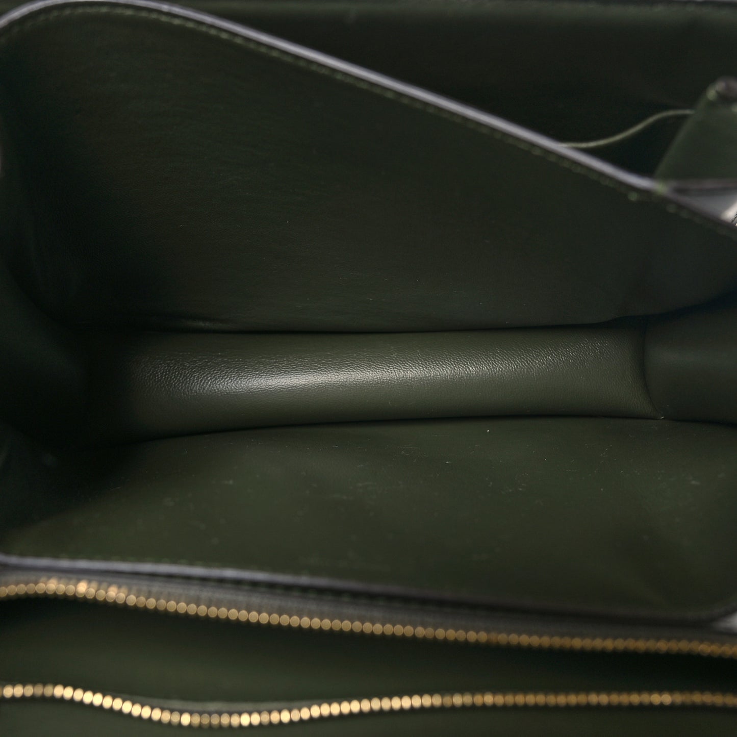 Box Calfskin Classic Box Medium Flap Bag Green
