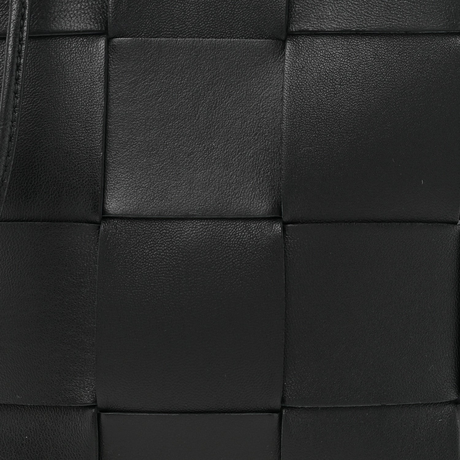 Bottega Veneta Nappa Maxi Intrecciato Cassette Bucket Bag Black 7 of 9