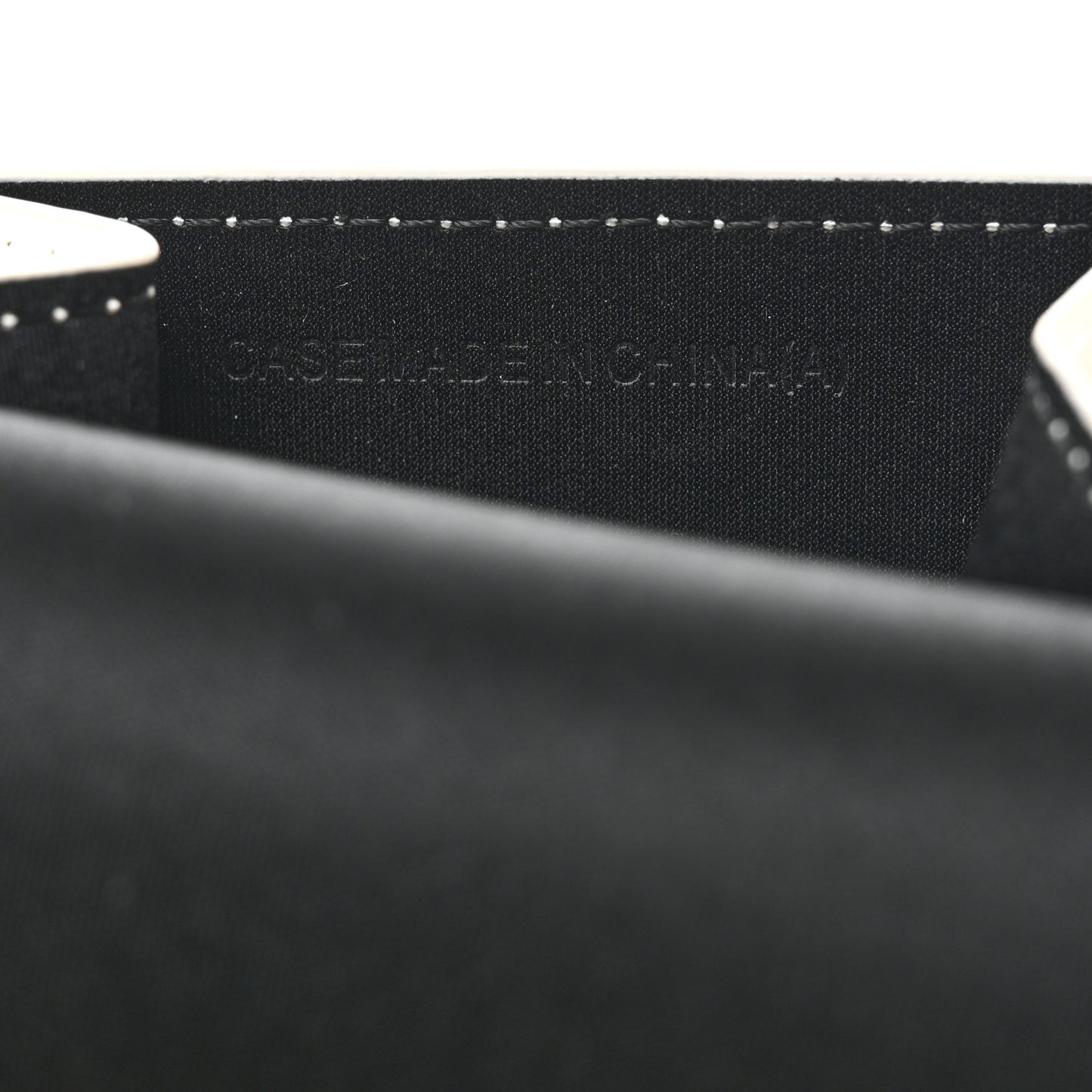 Smooth Calfskin Sunglasses Pouch White