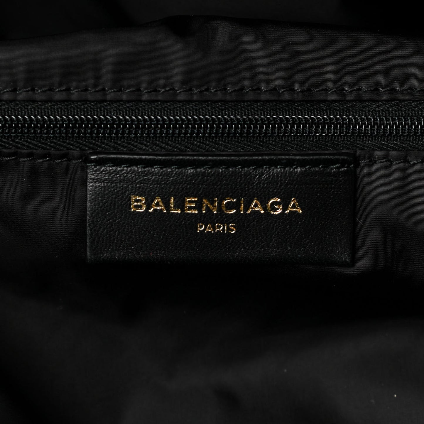 Textured Sport Nylon Logo Embroidered M Wheel Gym Bag Black Bleu Navy