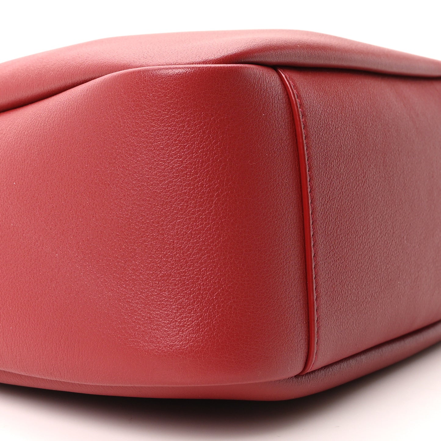 Smooth Calfskin Small Le 5 A 7 Soft Hobo Red Danger