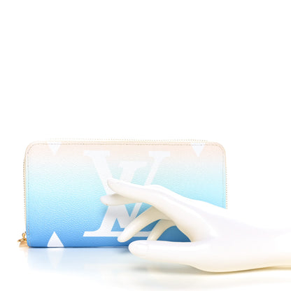 Louis Vuitton Monogram Giant By The Pool Zippy Wallet Blue 2 of 10