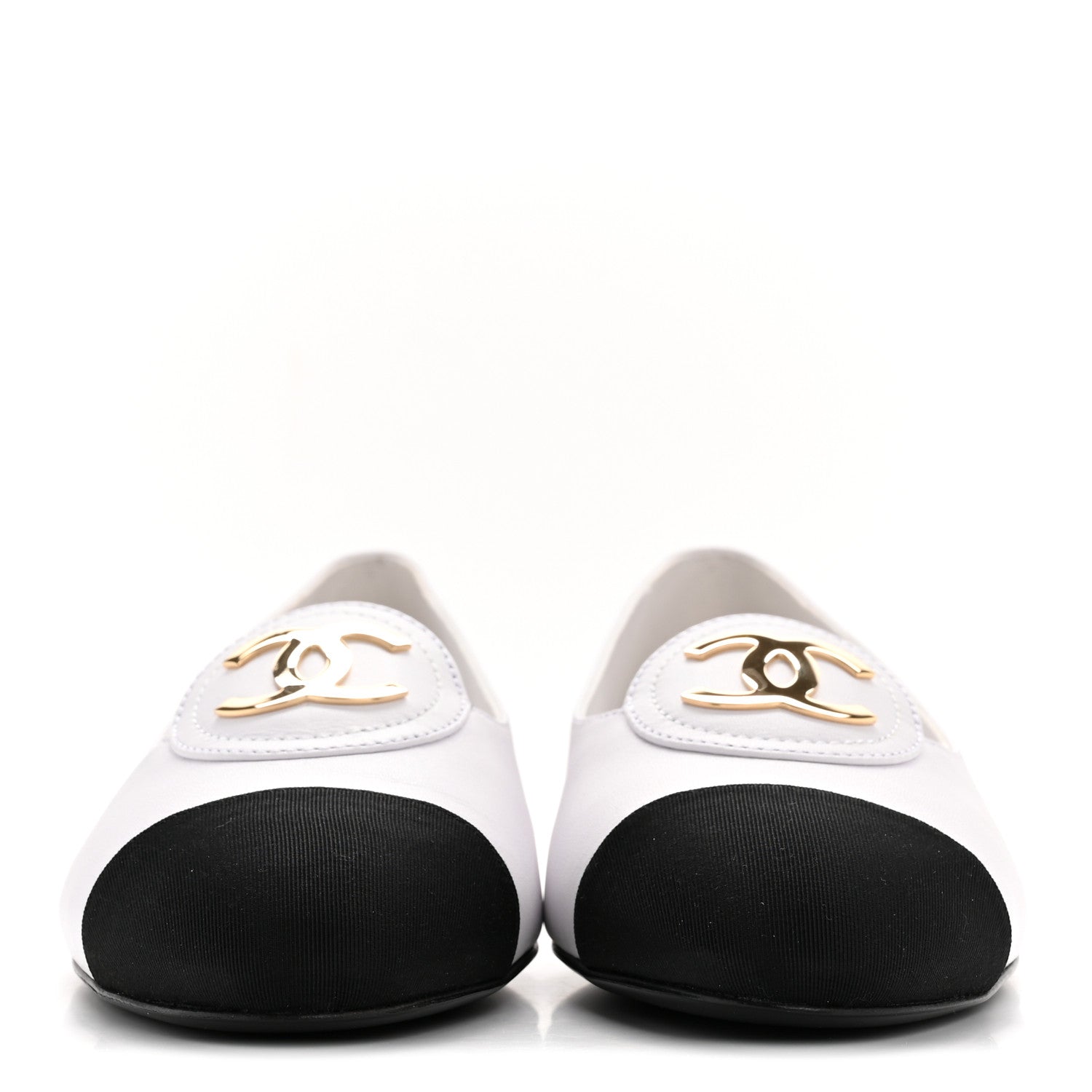 Chanel Calfskin Grosgrain Cap Toe CC Moccasin Loafers 40 White Black 5 of 22