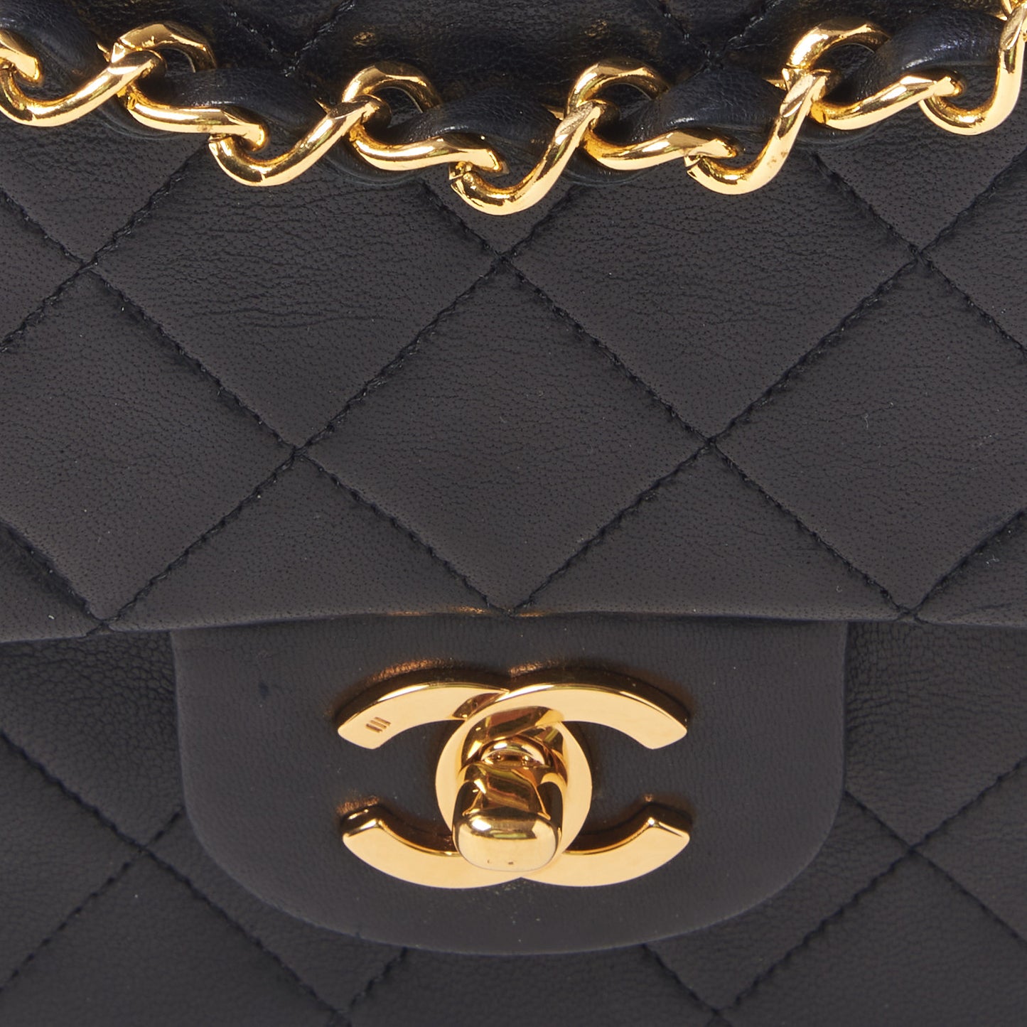 Lambskin Quilted Medium Double Flap Black