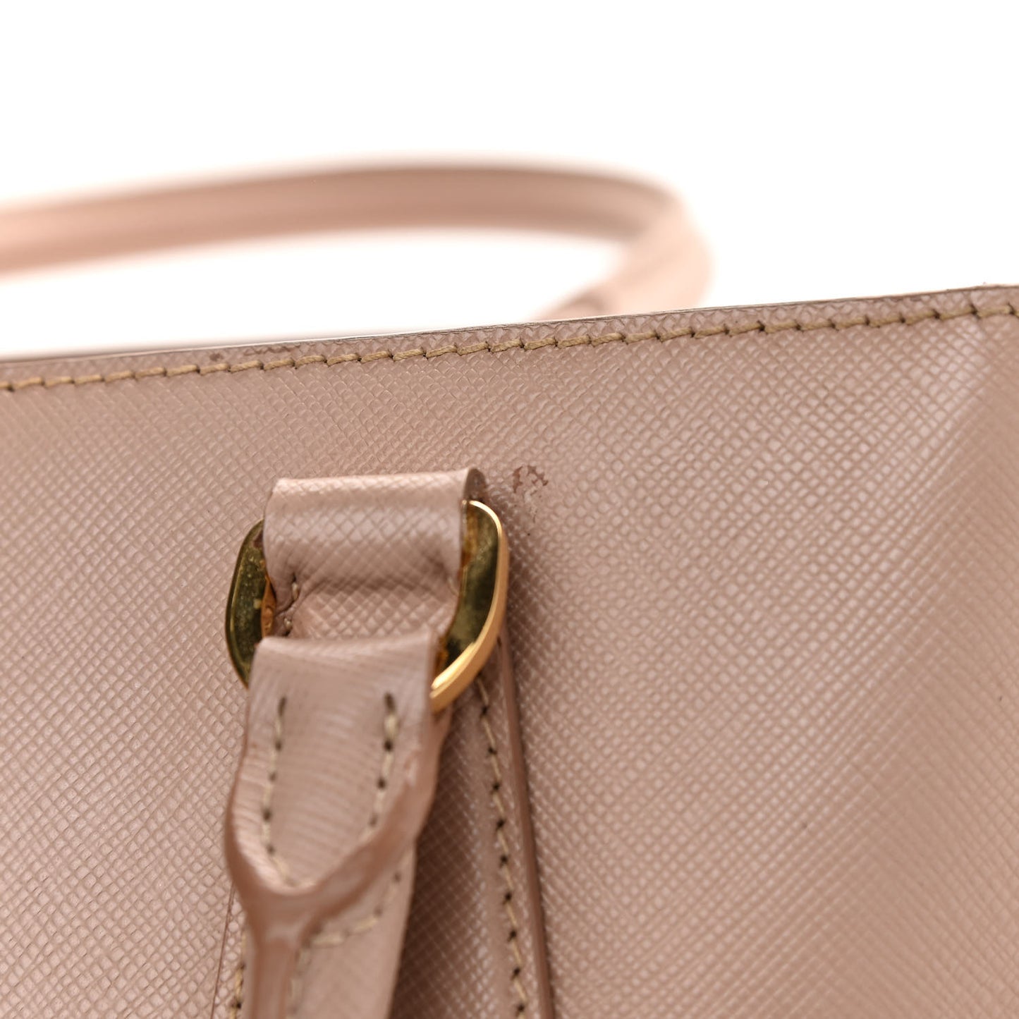 Saffiano Medium Galleria Double Zip Tote Cammeo