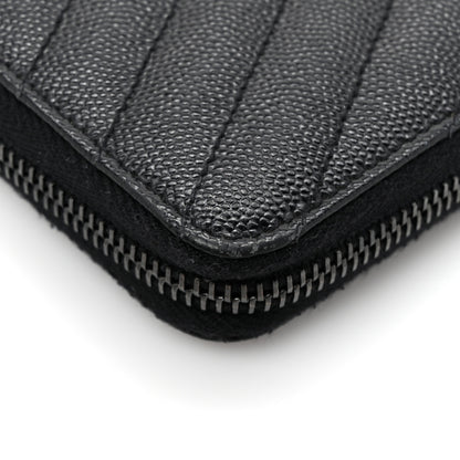 Saint Laurent Grain De Poudre Matelasse Chevron Monogram Monochrome Zip Around Wallet Black 11 of 12