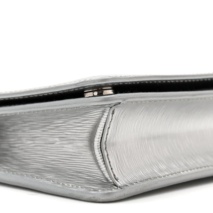 Prada Metallic Vitello Move Oro Chain Wallet Cromo 8 of 9