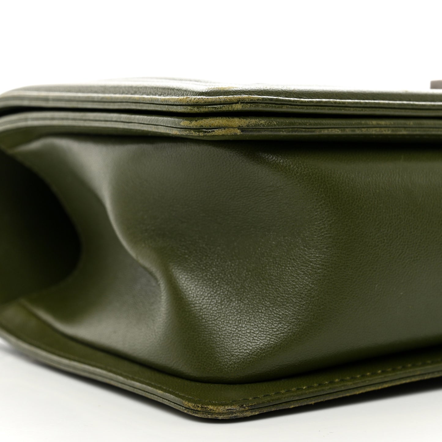 Lambskin Quilted Medium Boy Flap Green