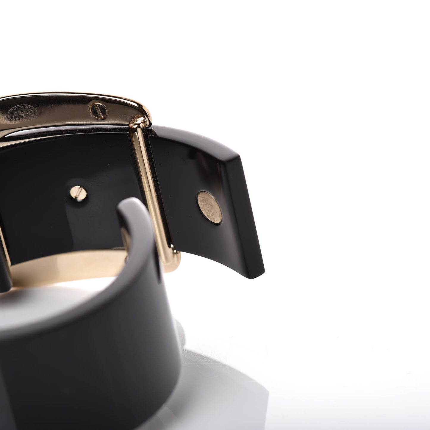 Resin CC Buckle Cuff Black Gold