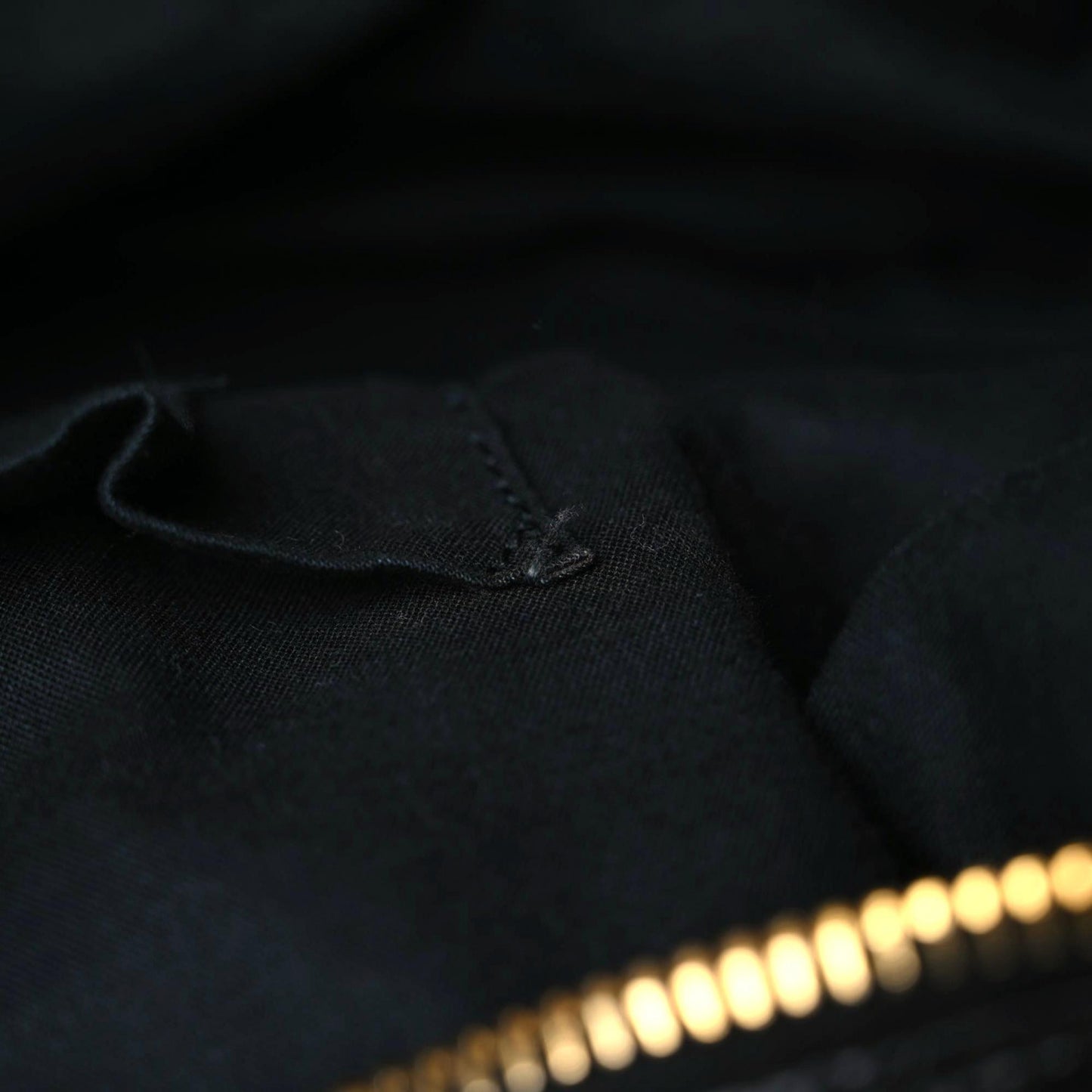 Agneau Giant 12 Gold Hardware Work Black