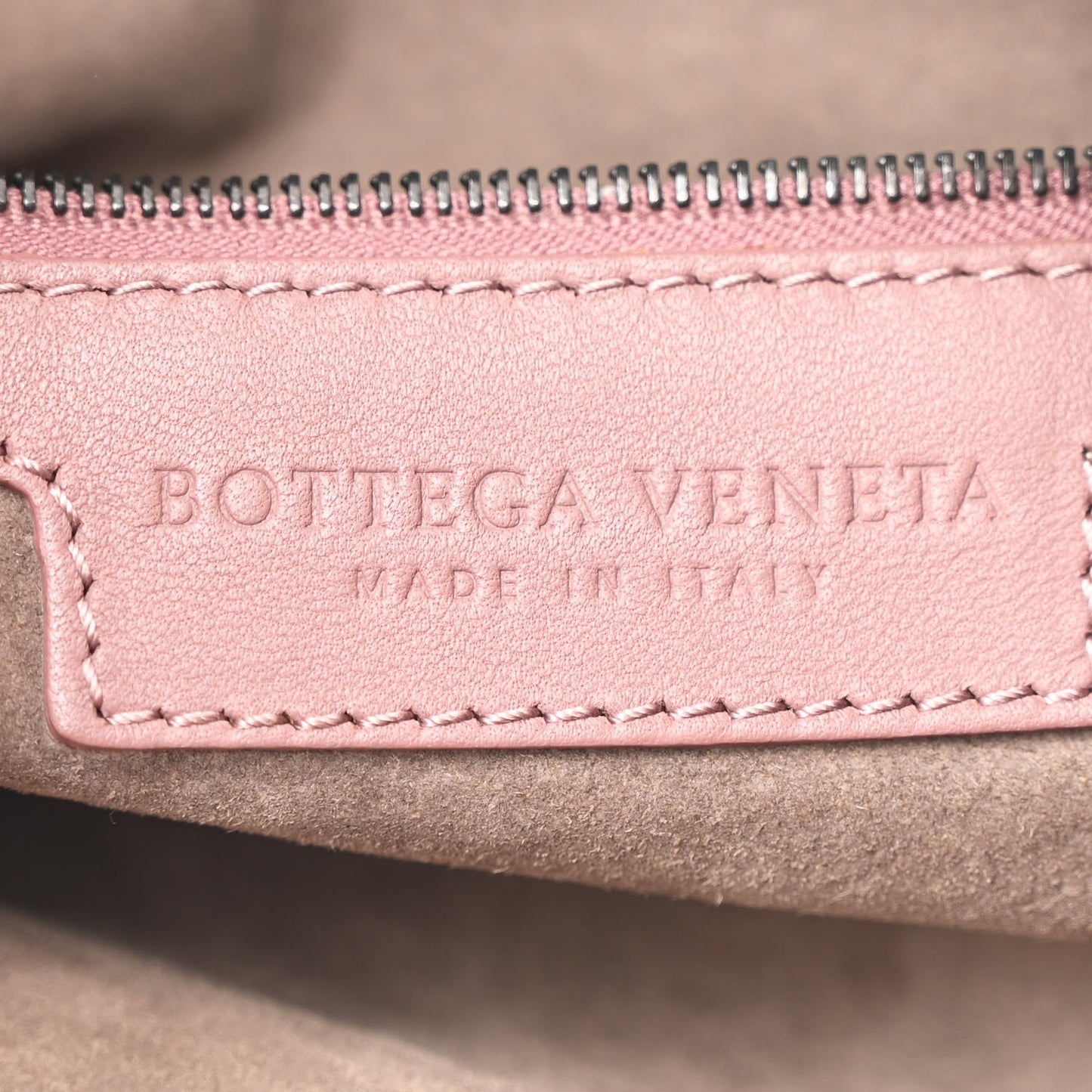 Nappa Intrecciato Medium Veneta Hobo Watteau