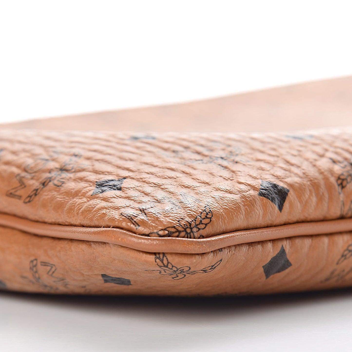 Visetos Medium Crossbody Pouch Cognac