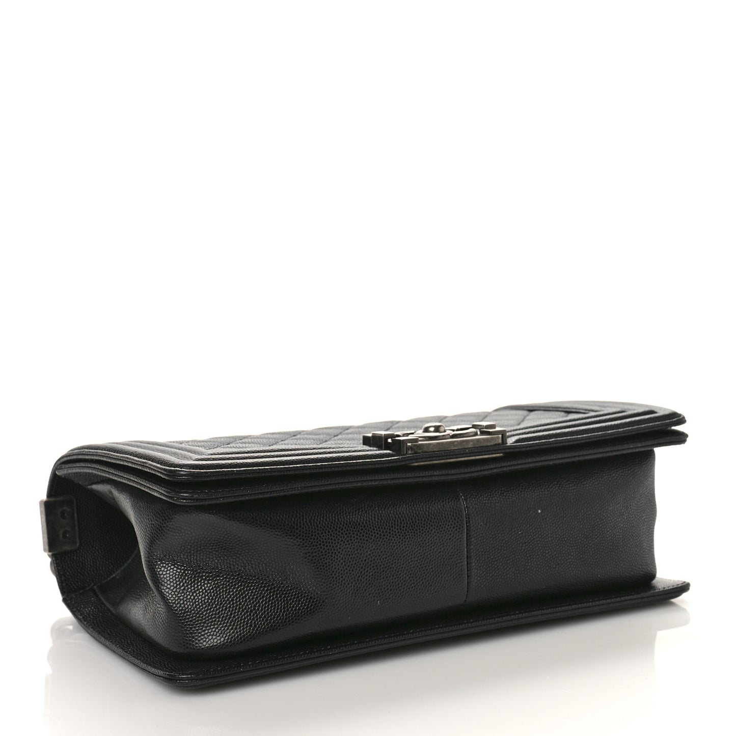 Caviar Quilted Medium Boy Flap Black