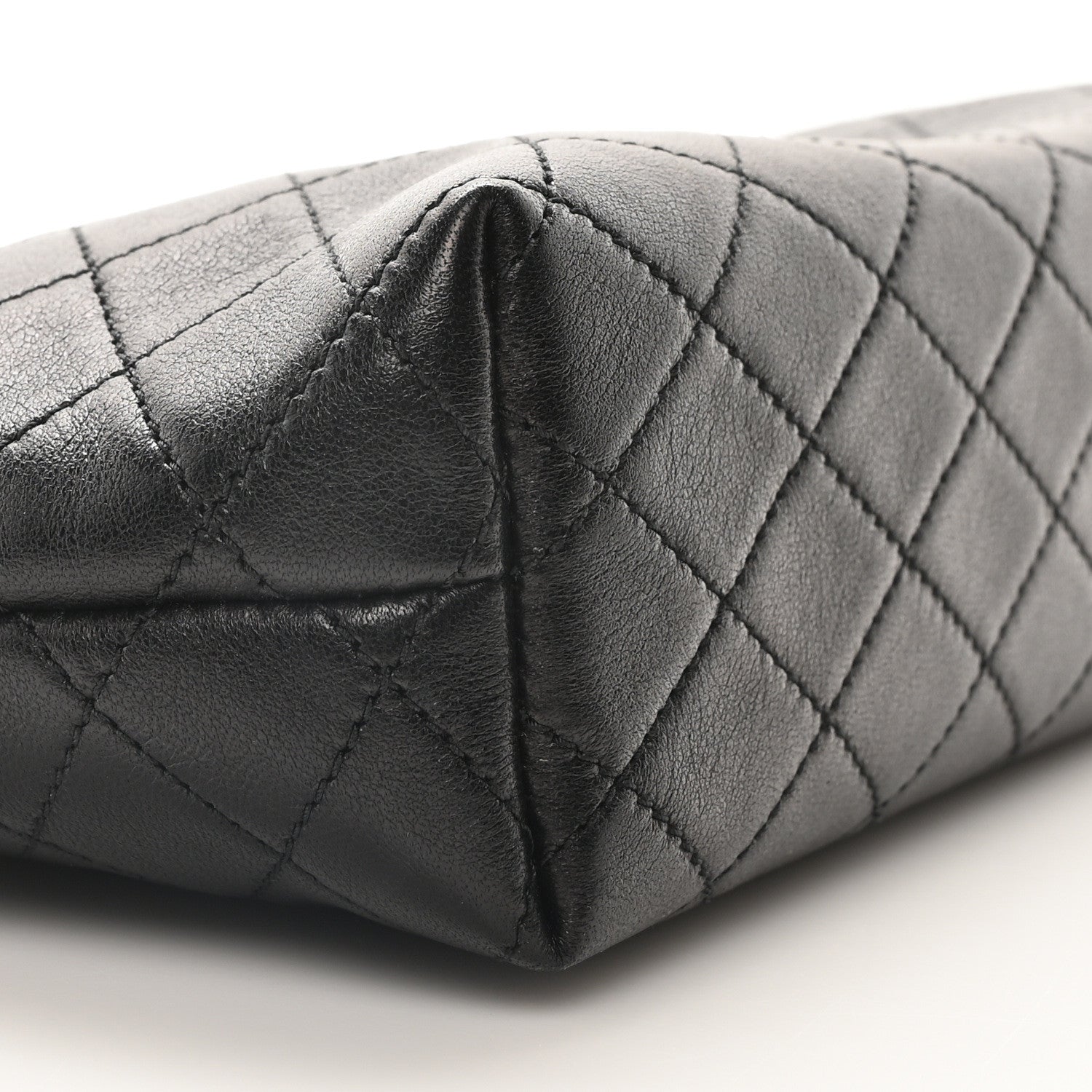 Saint Laurent Lambskin Quilted Gaby Cosmetic Pouch Black 9 of 10
