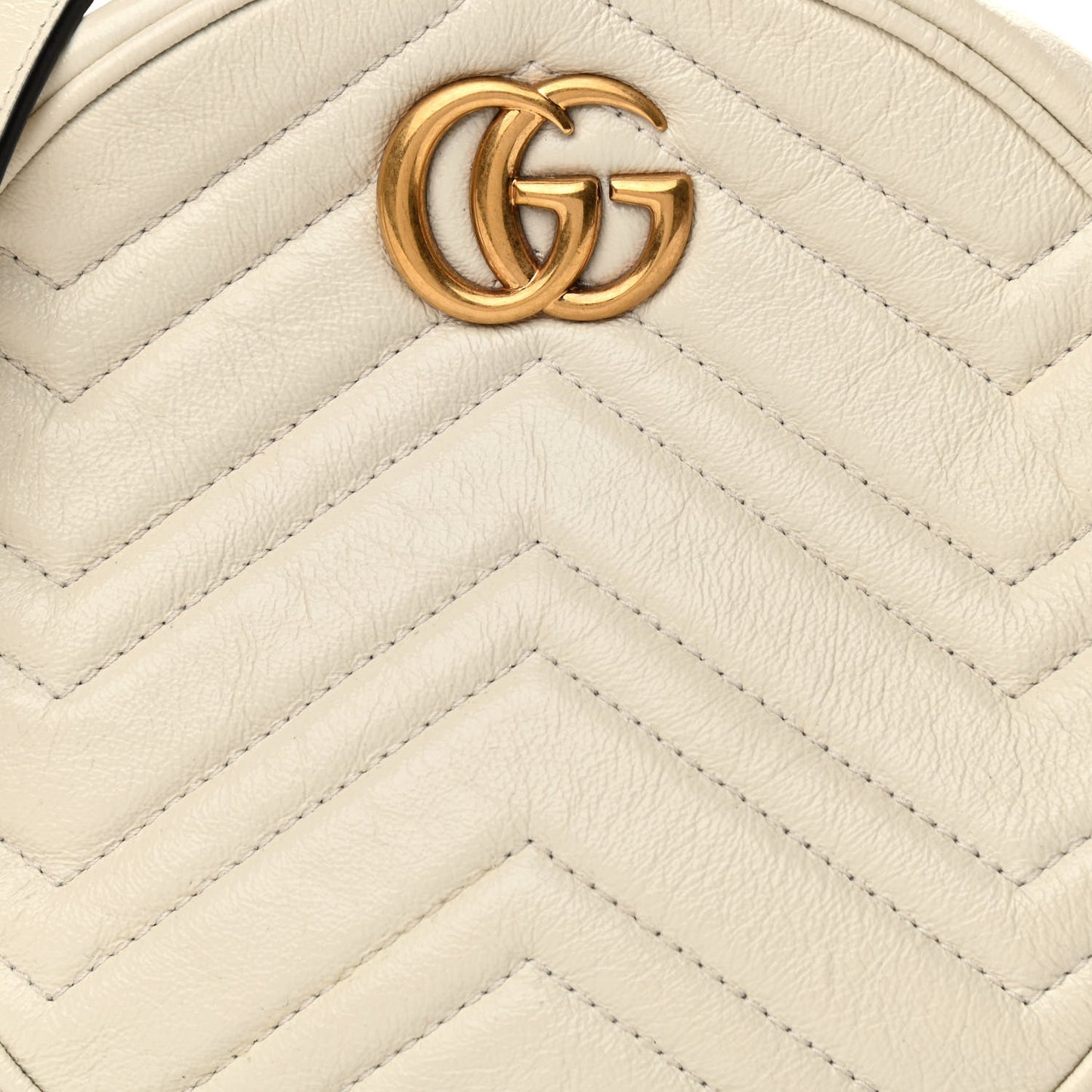Calfskin Matelasse Mini GG Marmont Round Shoulder Bag White