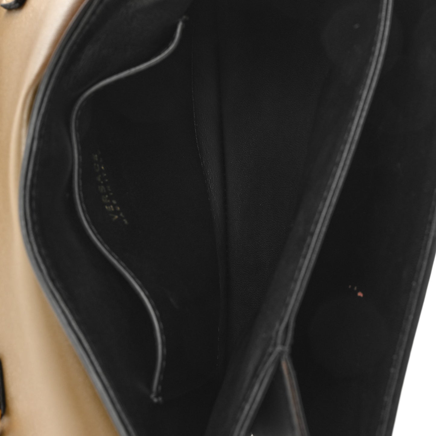 Vitello Virtus Chain Clutch Black Khaki