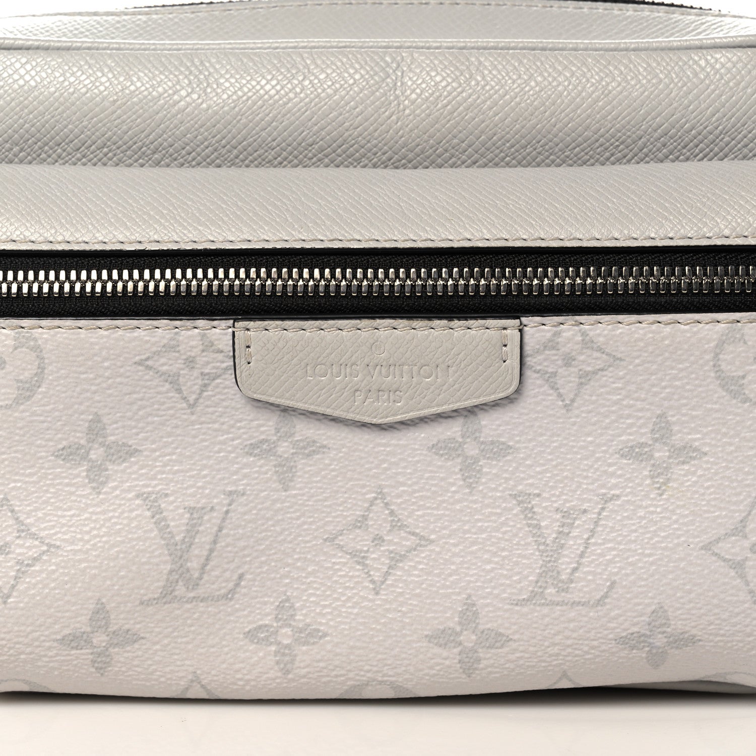 Louis Vuitton Taiga Monogram Outdoor Bumbag White 7 of 10