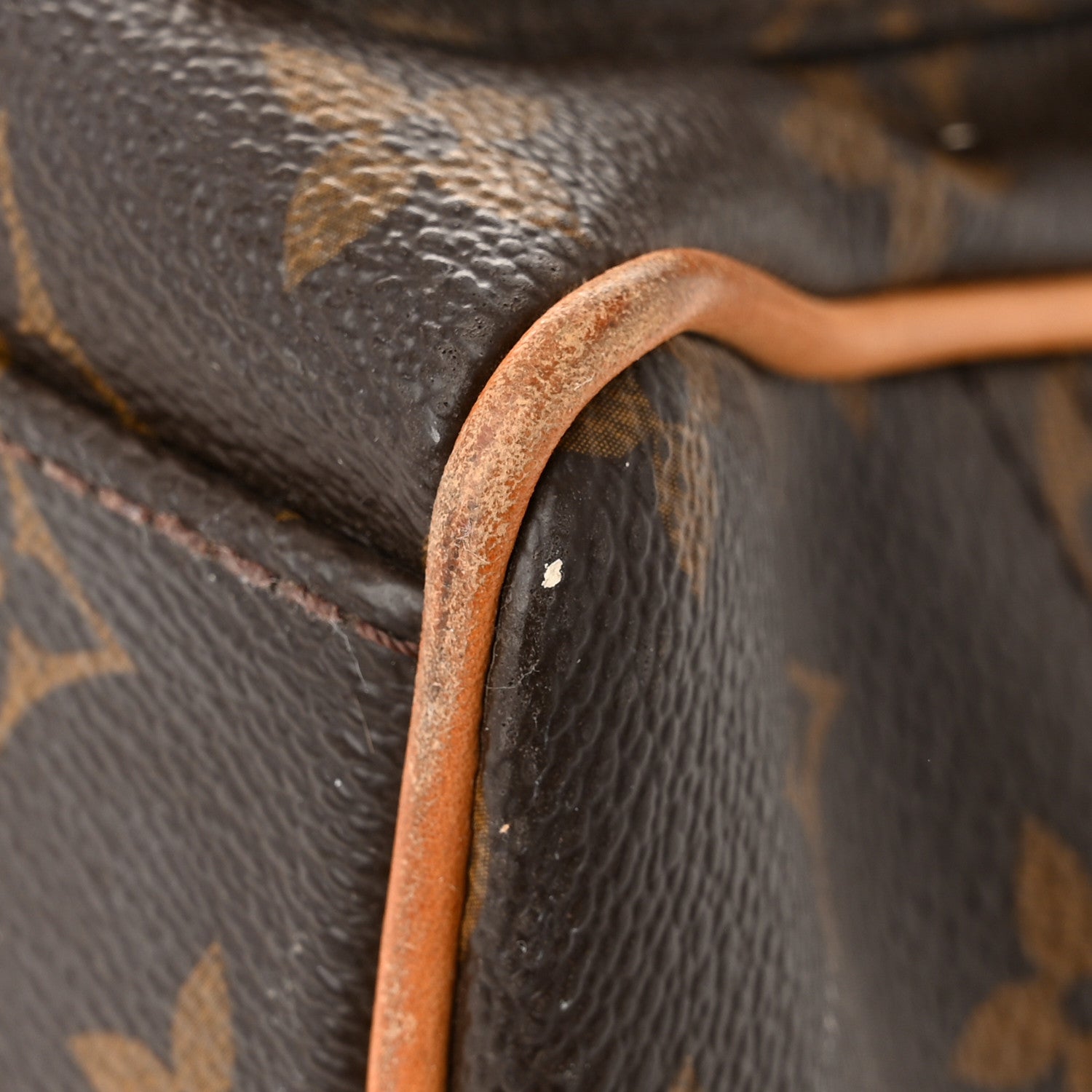 Louis Vuitton Monogram Manhattan GM 10 of 18