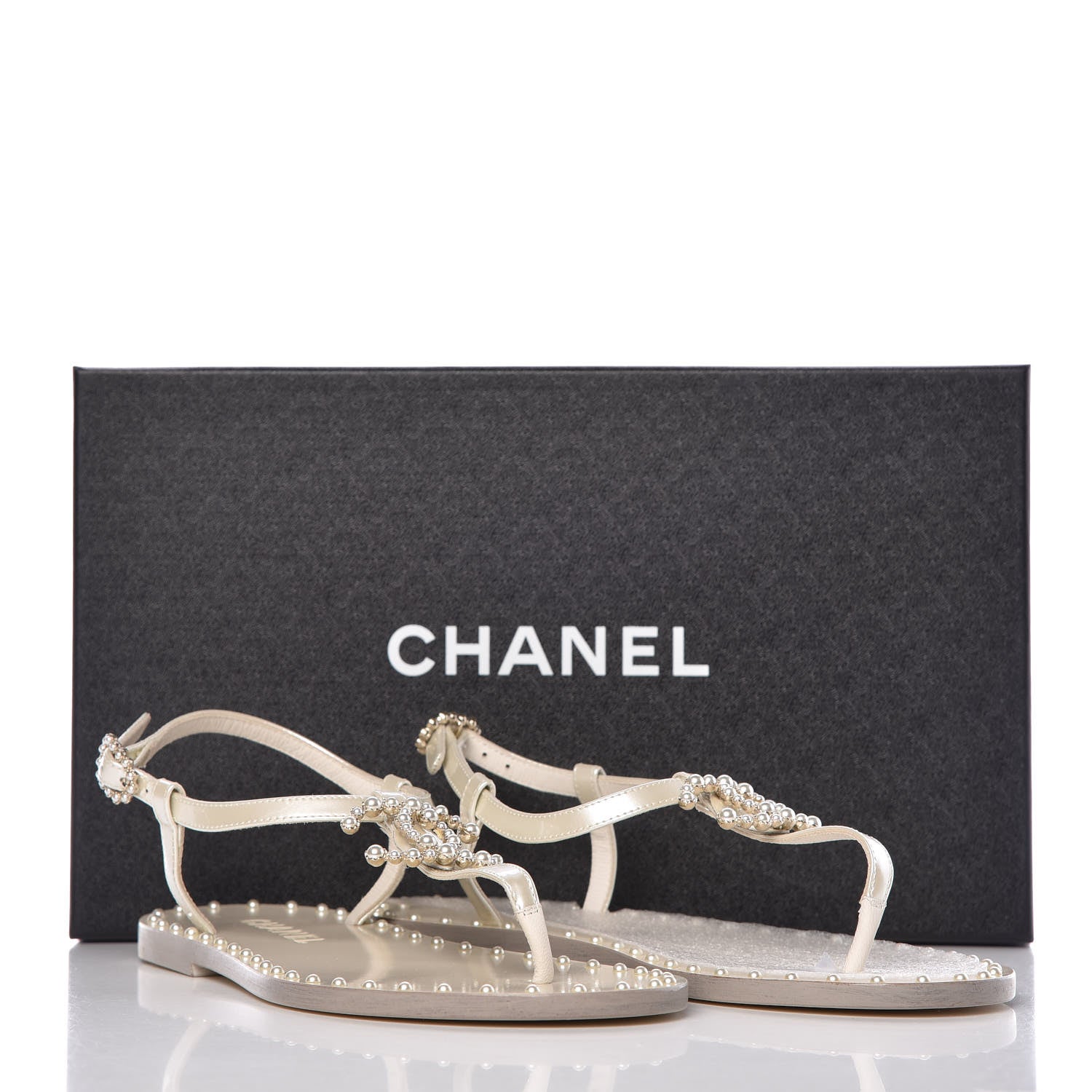 Chanel Patent Pearl CC Thong Sandals 35.5 Ivory 10 of 10