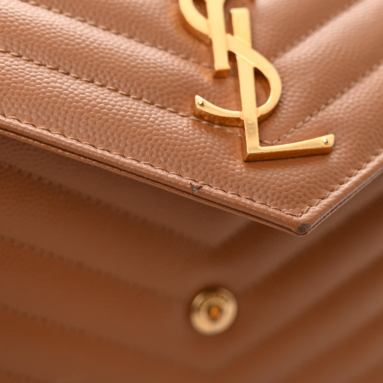 Saint Laurent Grain De Poudre Matelasse Chevron Monogram Chain Wallet Natural Dark 10 of 11