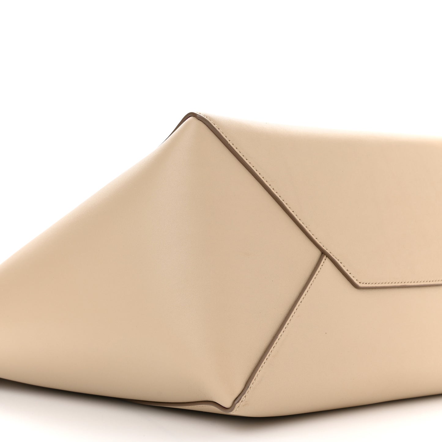 Smooth Calfskin Small Tassel Cabas Phantom Dune Magenta