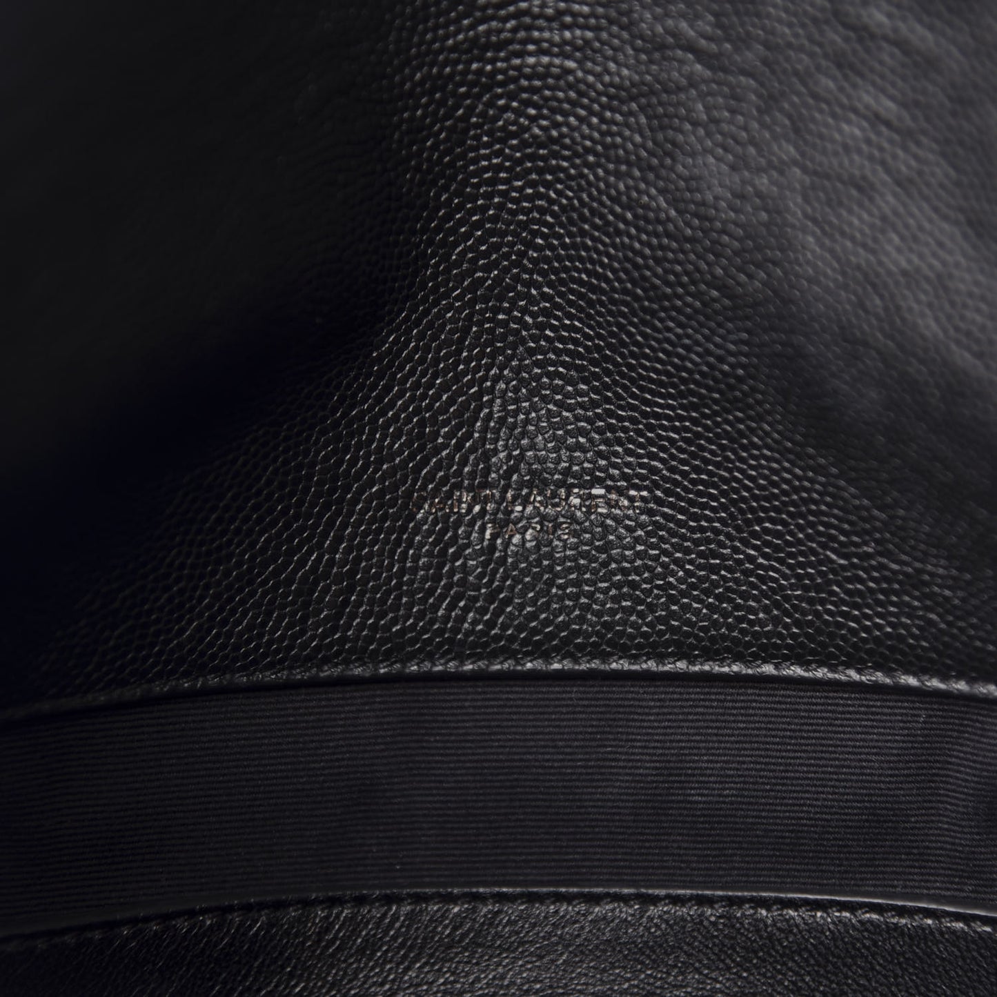 Grain De Poudre Medium West Hollywood Monogram Fold-Over Black