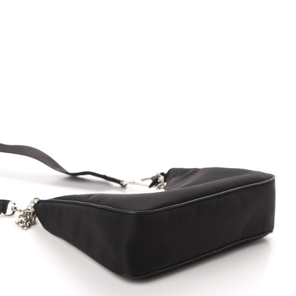 Prada Nylon Re-Edition 2005 Shoulder Bag Black 4 of 12