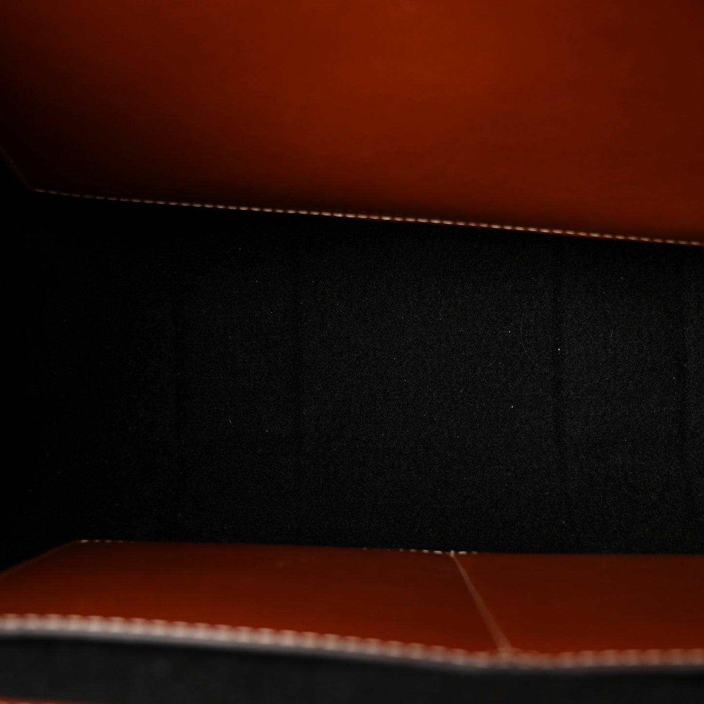 Felt Calfskin Medium Woody Ribbon Tote Black
