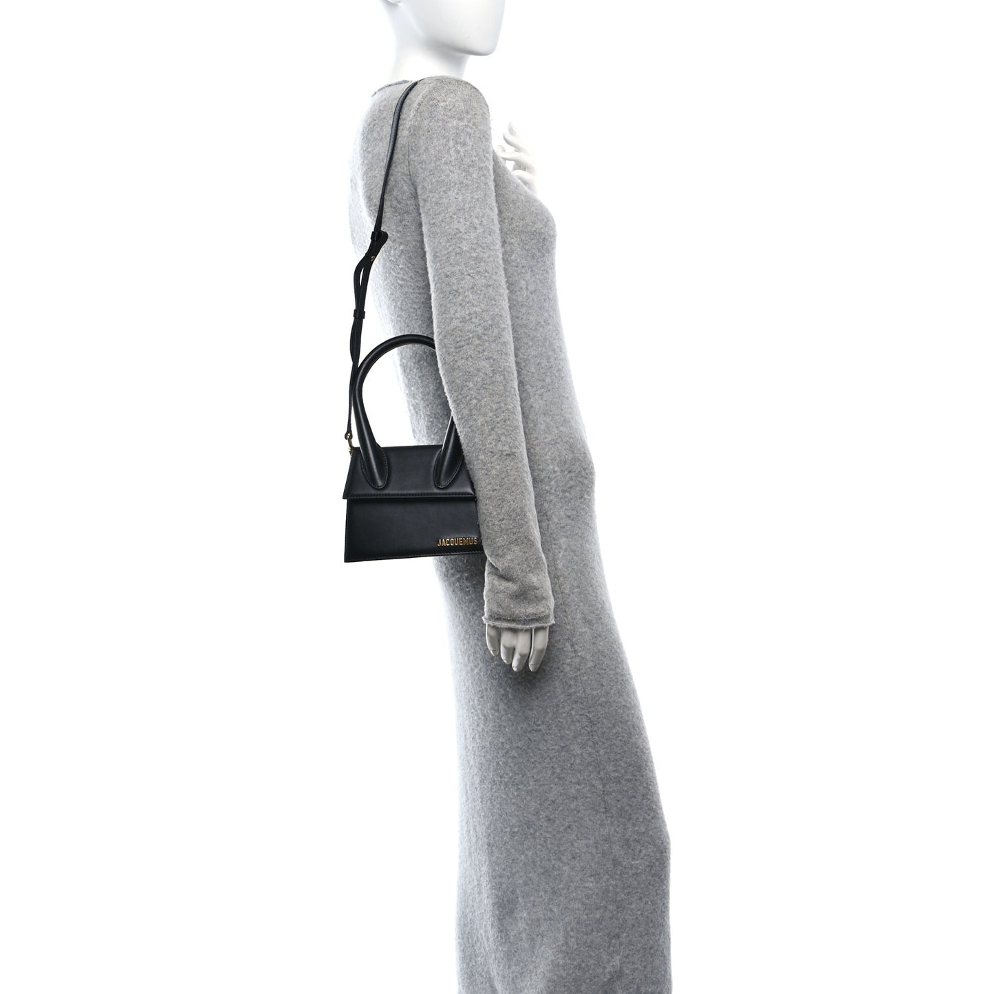 Smooth Calfskin Le Chiquito Moyen Black