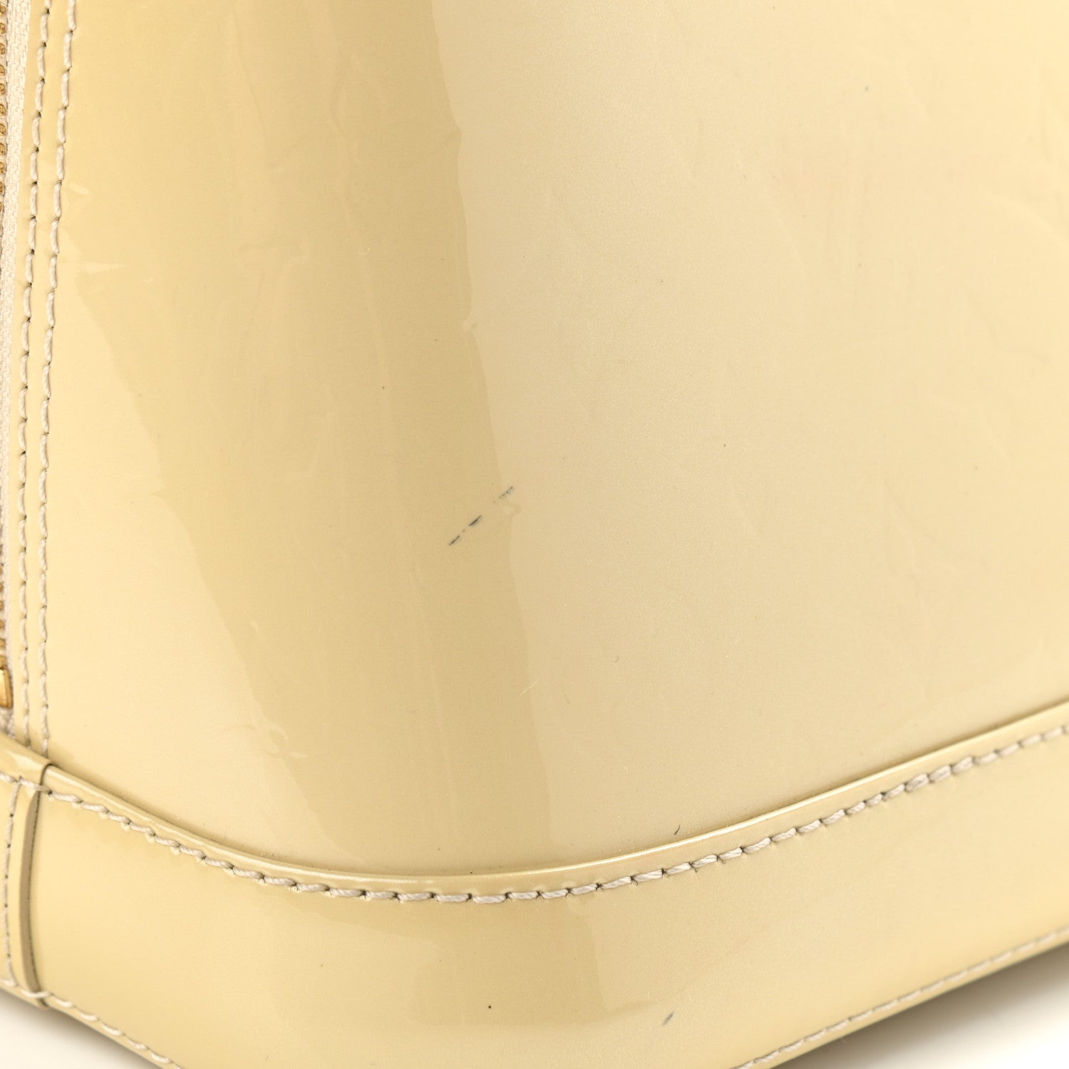 Louis Vuitton Vernis Alma PM Blanc Corail 13 of 16