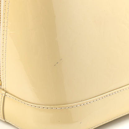 Louis Vuitton Vernis Alma PM Blanc Corail 13 of 16