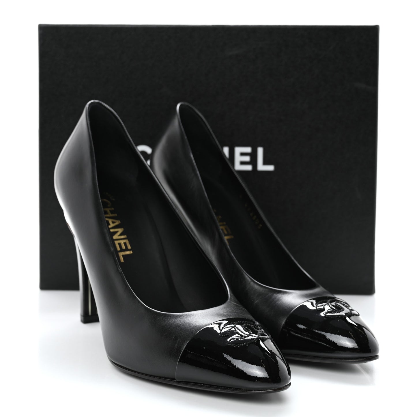 Lambskin Patent Metal Cap Toe CC Pumps 37.5 Black Gold