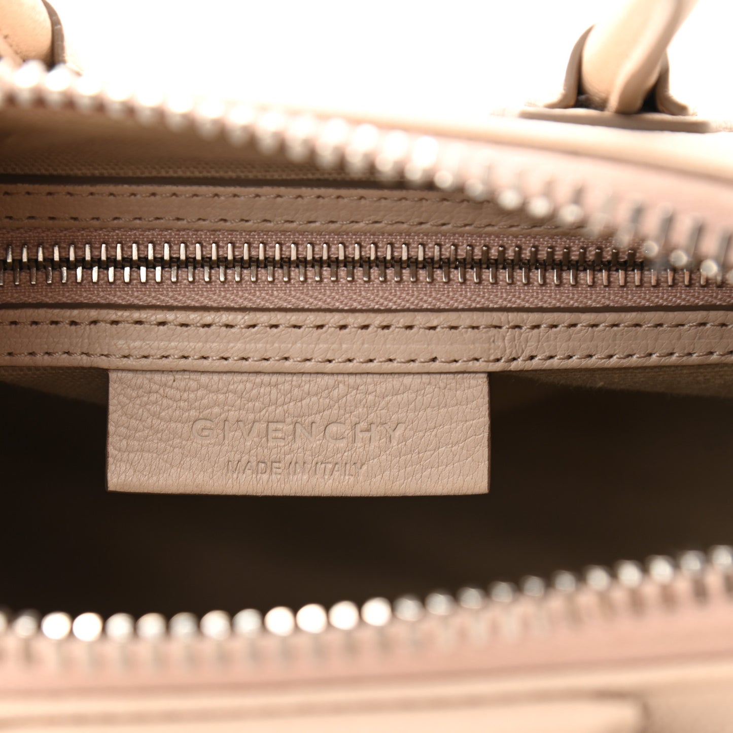 Sugar Goatskin Mini Antigona Nude Pink