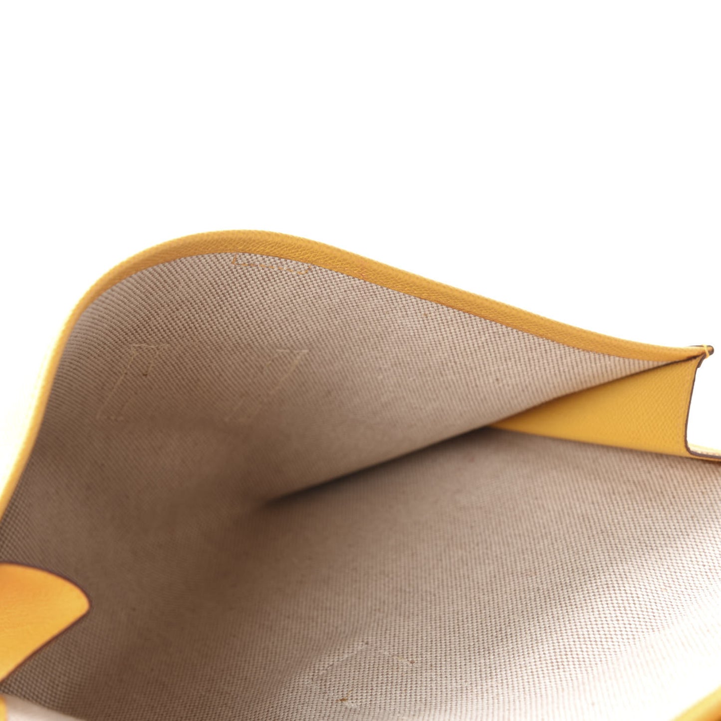 Courchevel Jige PM Clutch Jaune D'Or