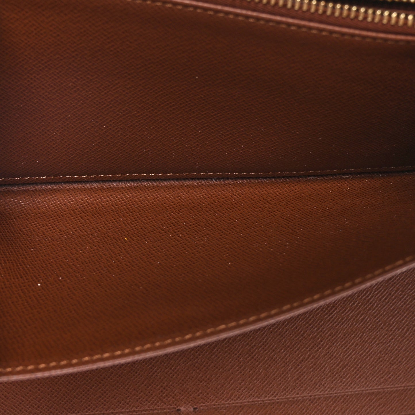 LOUIS VUITTON Monogram Zippy Organizer Wallet