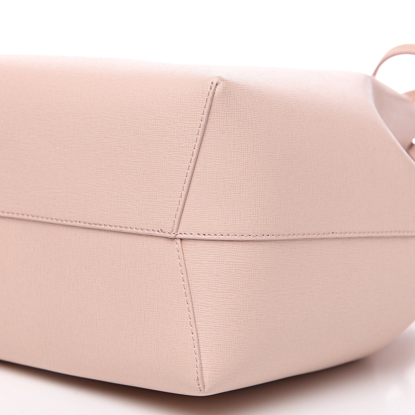 Saffiano Bucket Bag Rosa