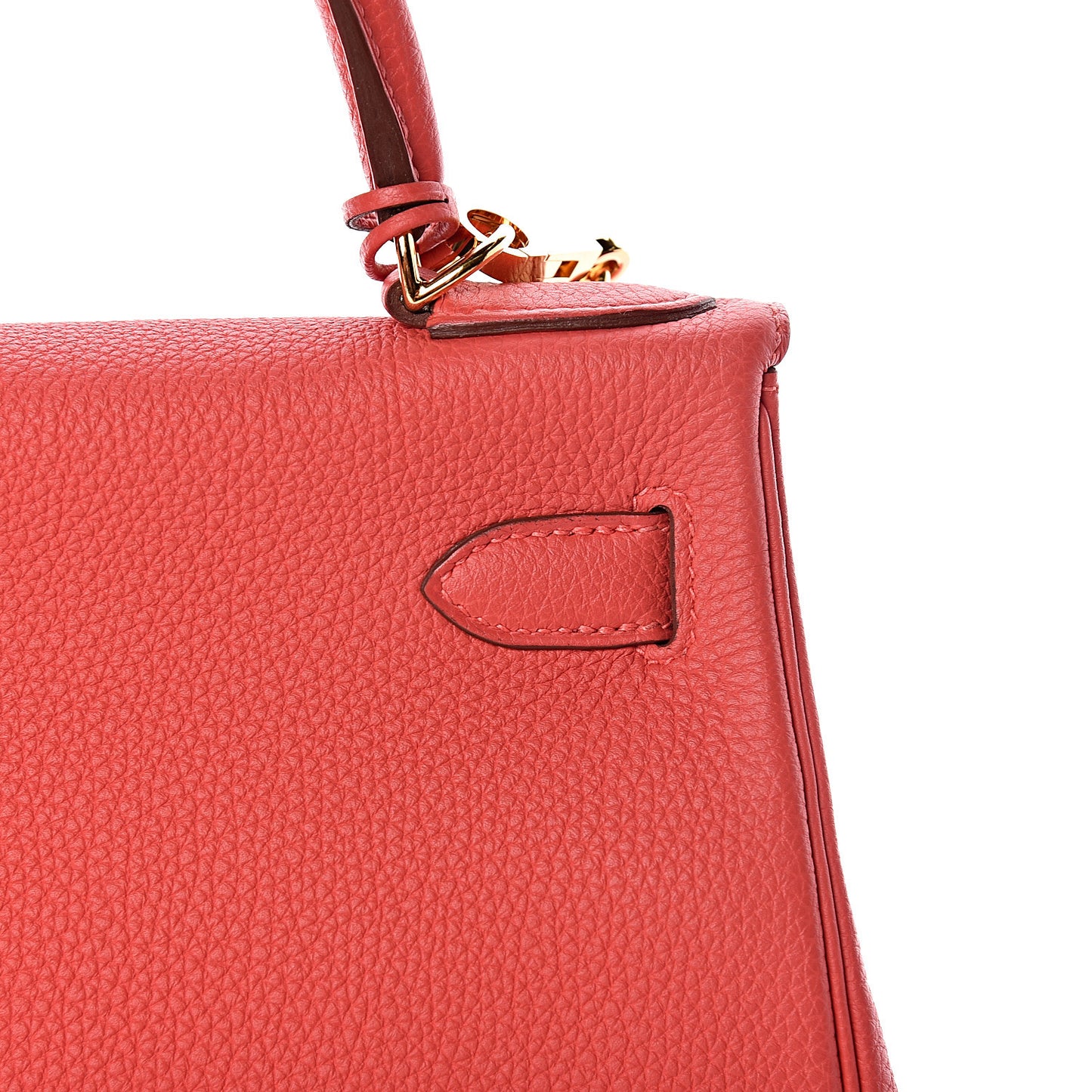 Togo Kelly Retourne 28 Rouge Pivoine