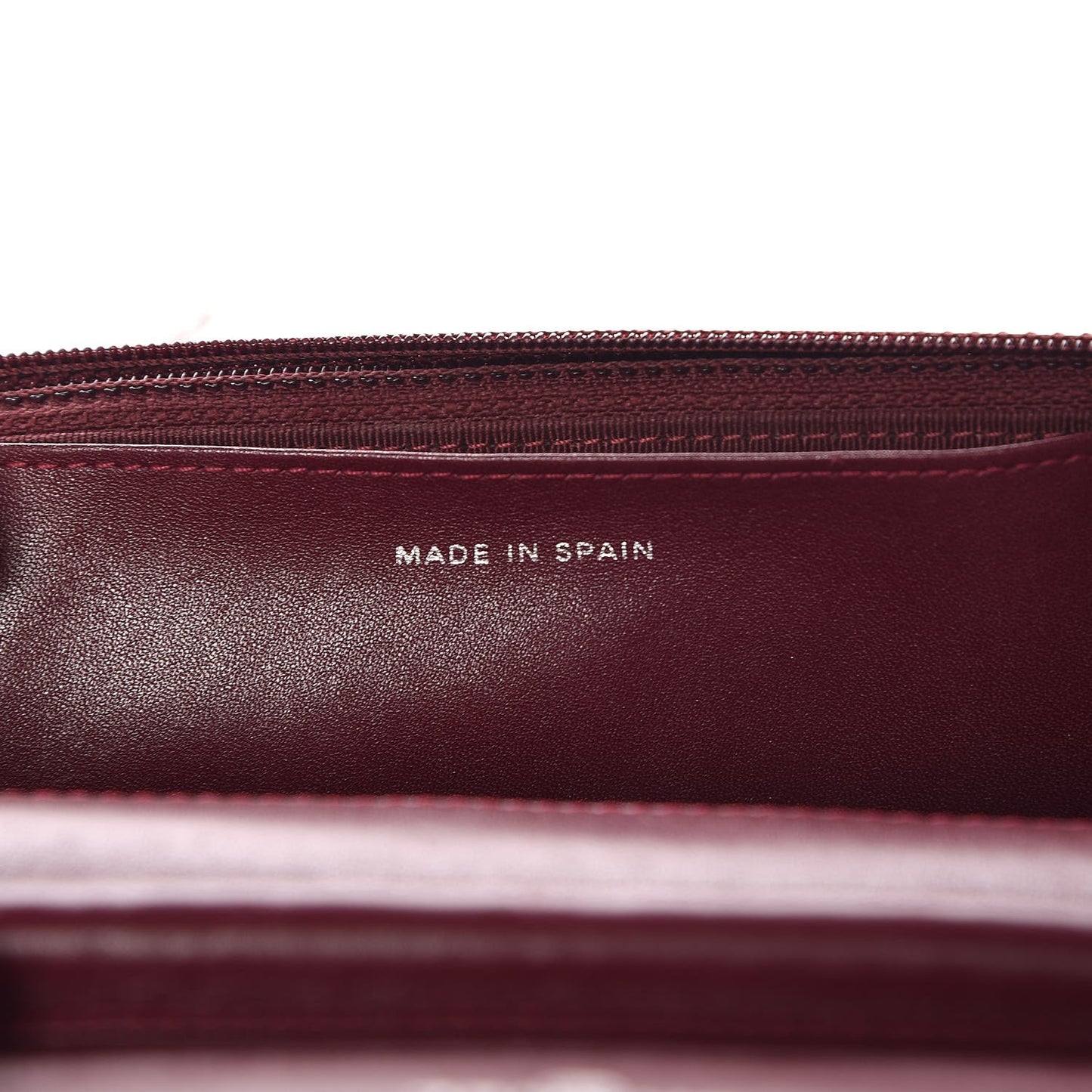 Patent Quilted Wallet On Chain WOC Burgundy