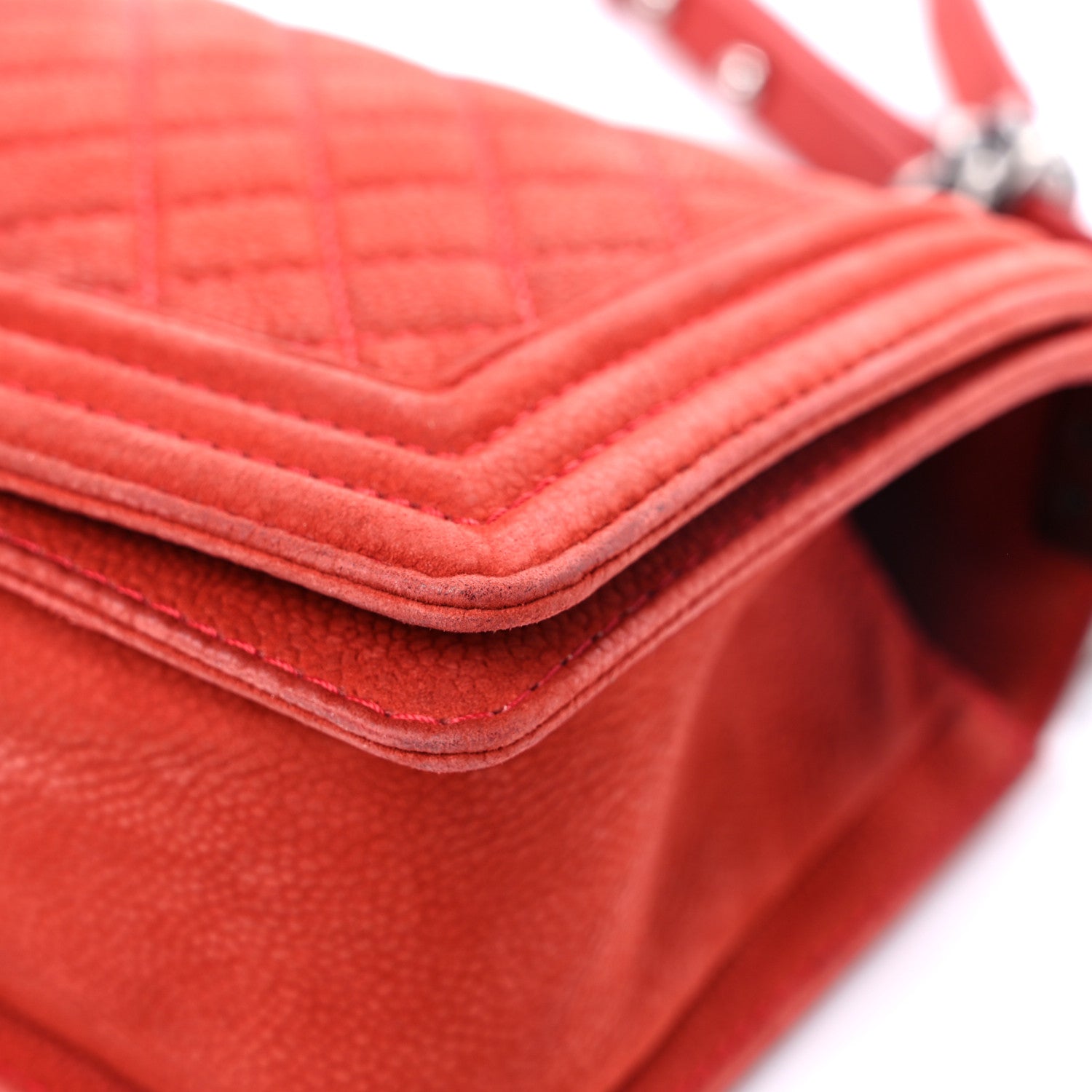Chanel Iridescent Caviar Quilted Medium Boy Flap Red 9 of 21