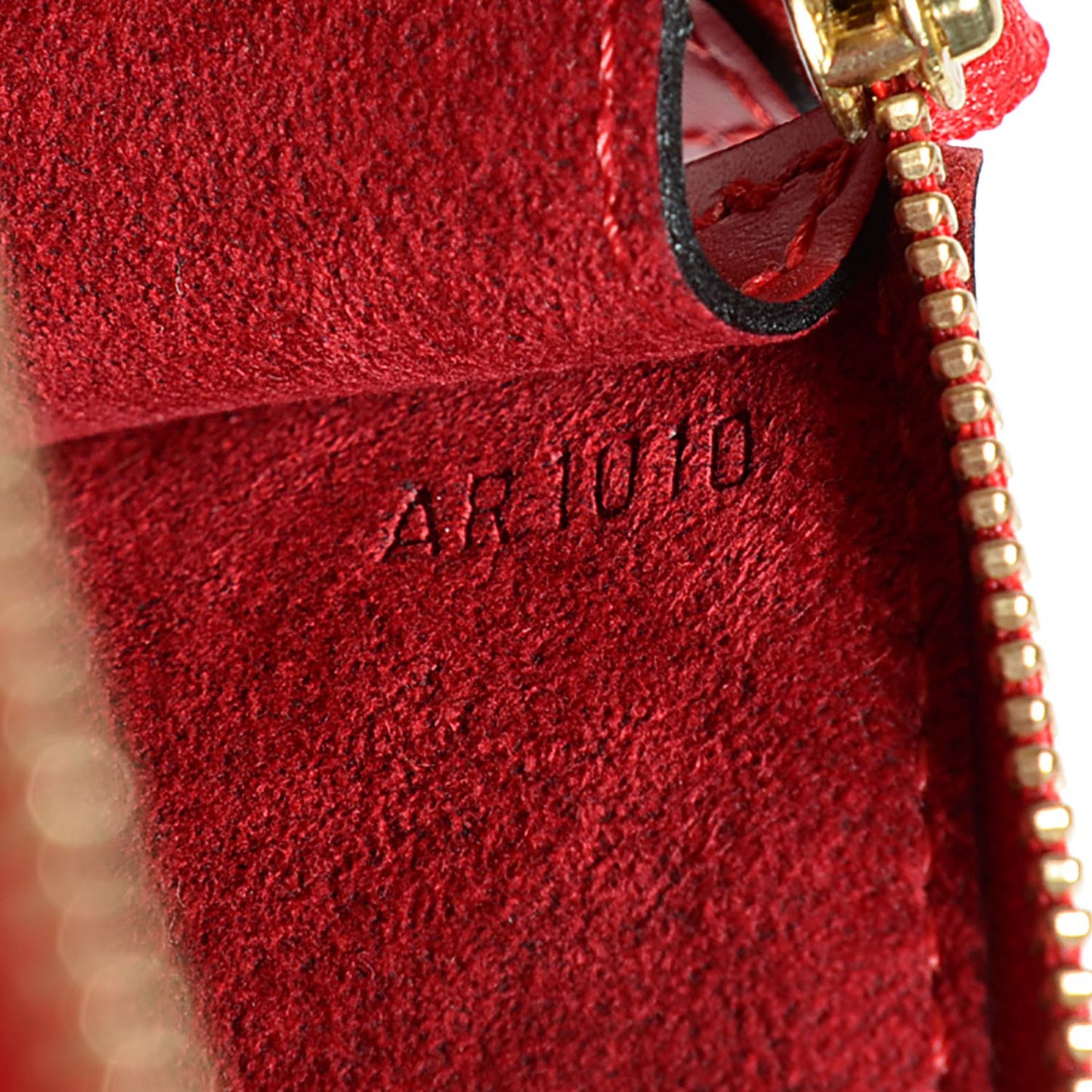 Epi Pochette Accessories 24 Castillan Red
