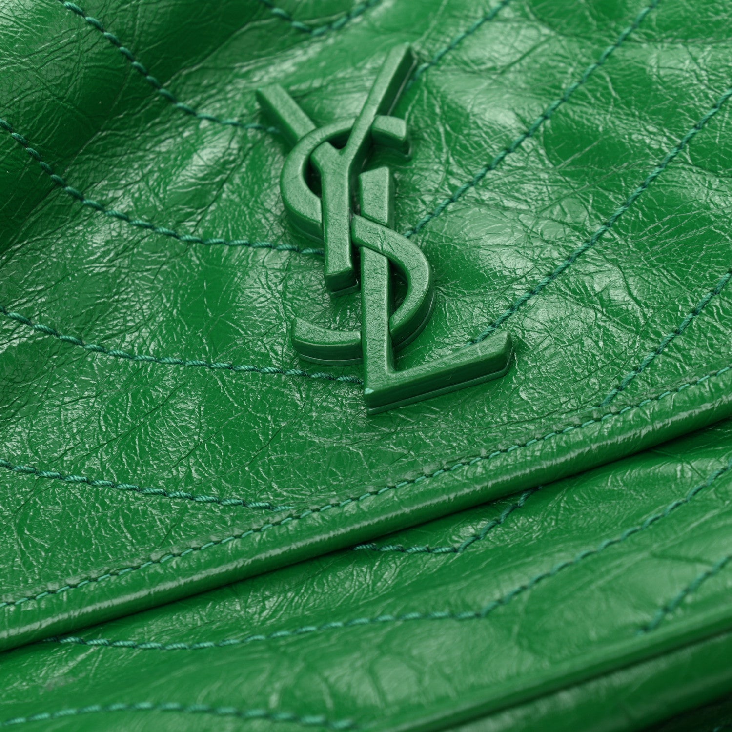 Saint Laurent Crinkled Calfskin Matelasse Monogram Medium Niki Chain Satchel New Vert Praire 10 of 10